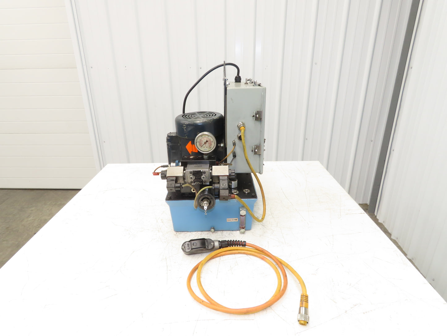 Vektek Vector Flo Hydraulic Manual Workholding Pump Power Pack 2.5gal 5000psi