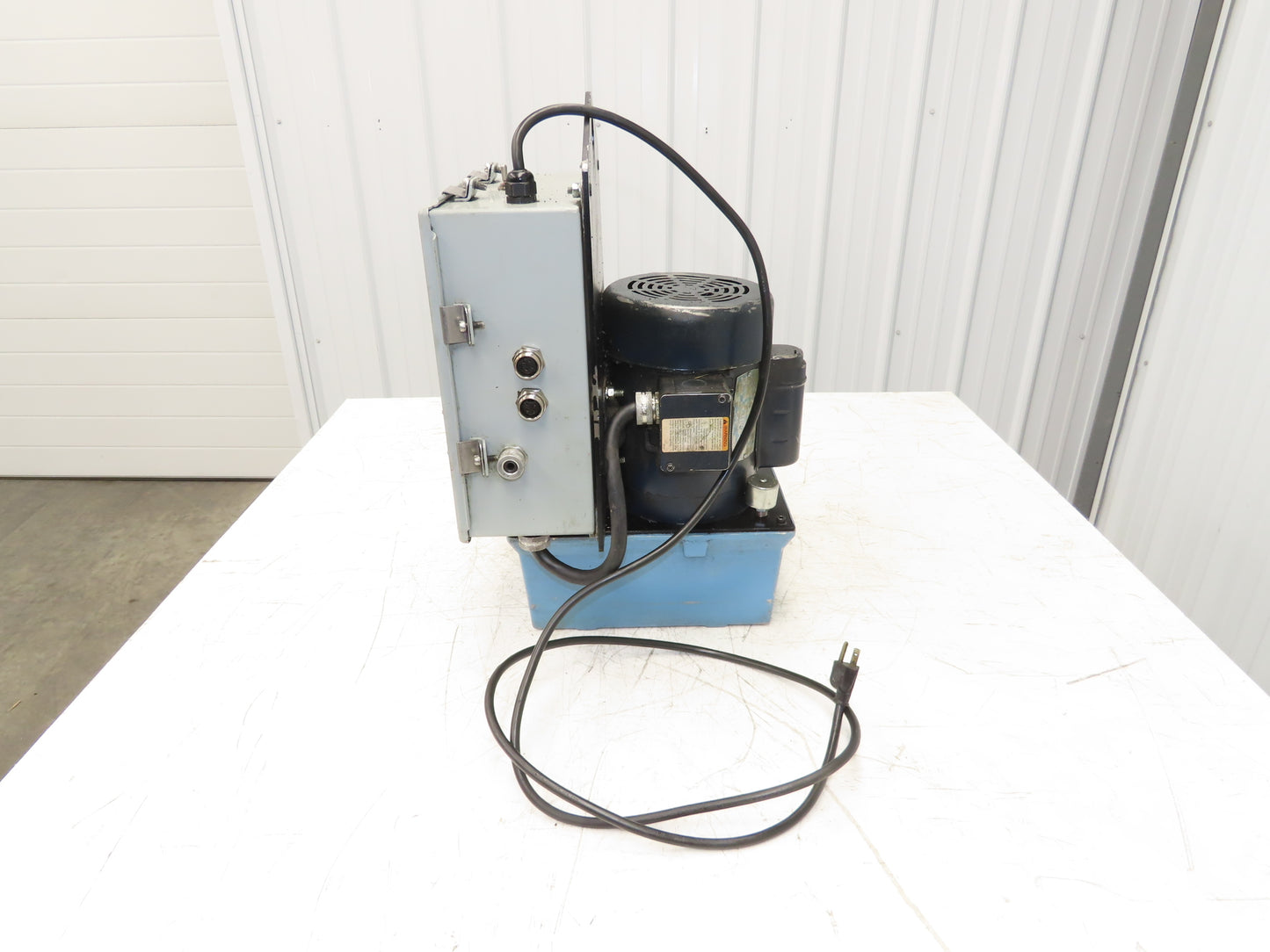 Vektek Vector Flo Hydraulic Manual Workholding Pump Power Pack 2.5gal 5000psi