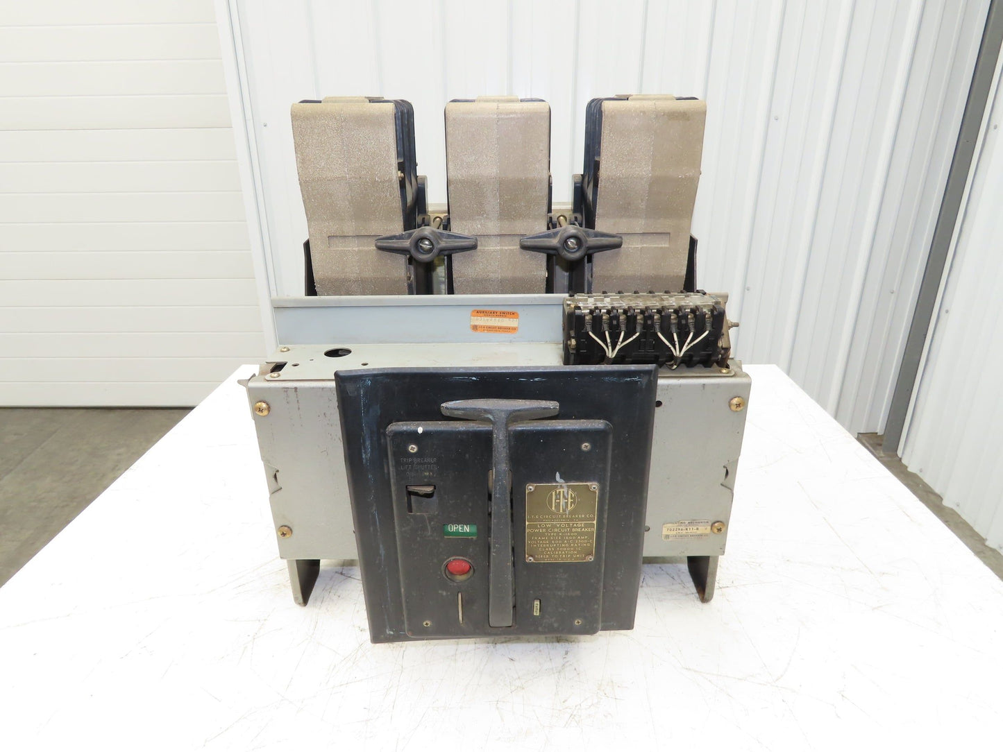 ITE K-1600 Low Voltage Power Air Circuit Breaker 1600A 600V