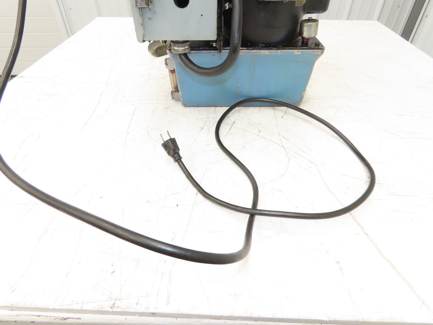 Vektek Vector Flo Hydraulic Manual Workholding Pump Power Pack 2.5gal 5000psi