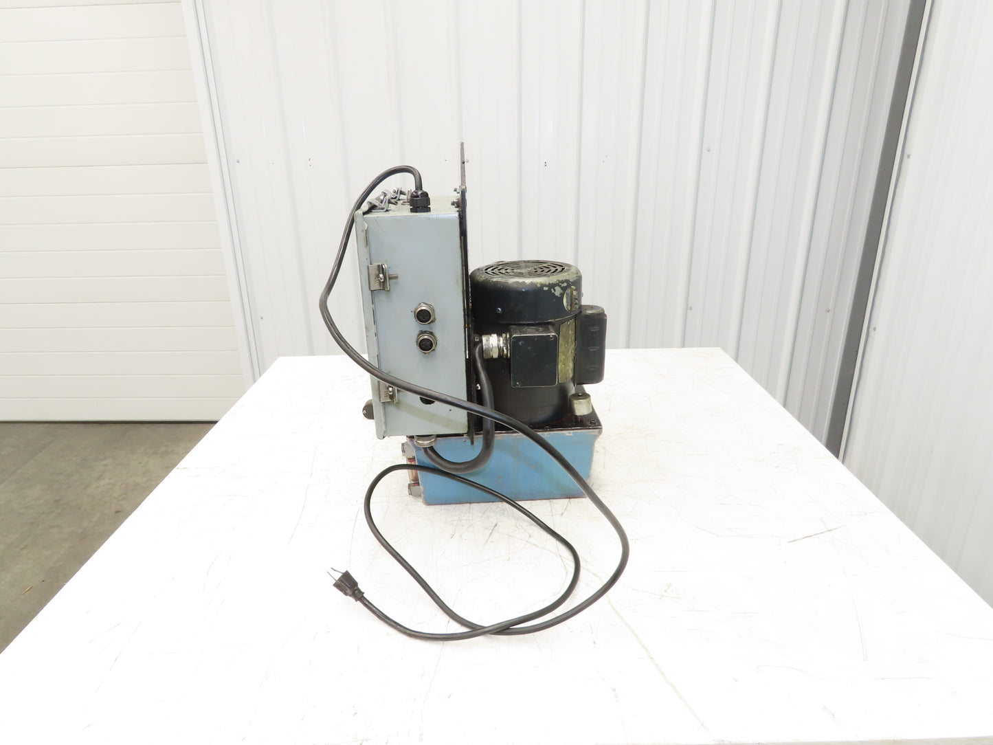 Vektek Vector Flo Hydraulic Manual Workholding Pump Power Pack 2.5gal 5000psi