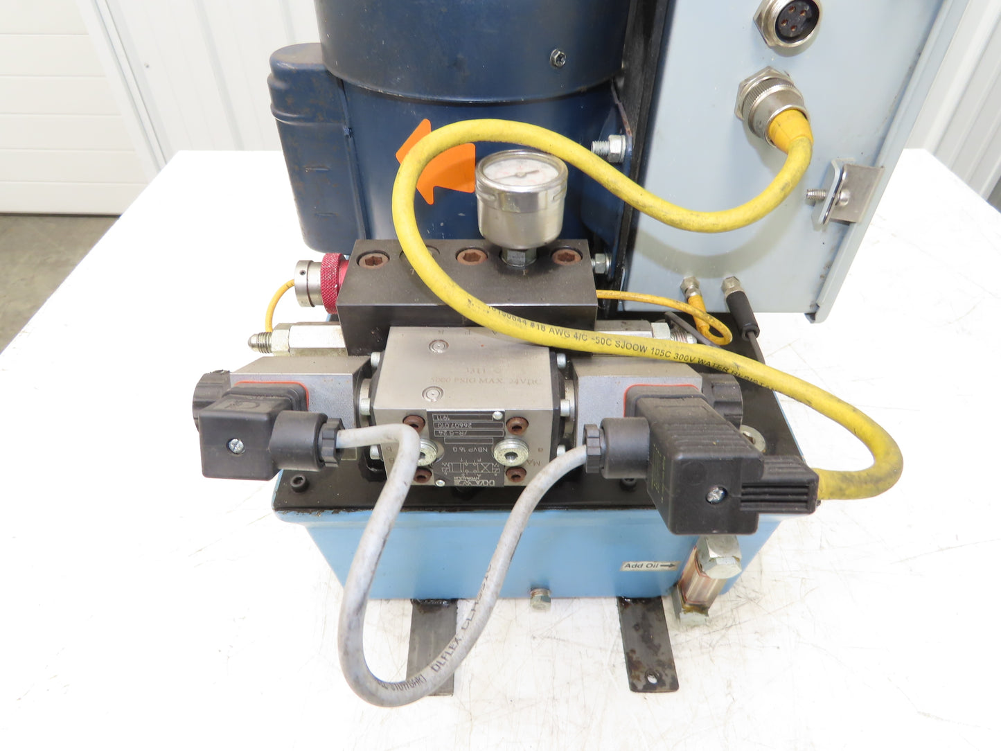 Vektek Vector Flo Hydraulic Manual Workholding Pump Power Pack 2.5gal 5000psi