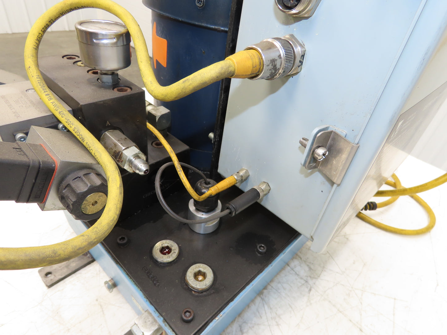 Vektek Vector Flo Hydraulic Manual Workholding Pump Power Pack 2.5gal 5000psi