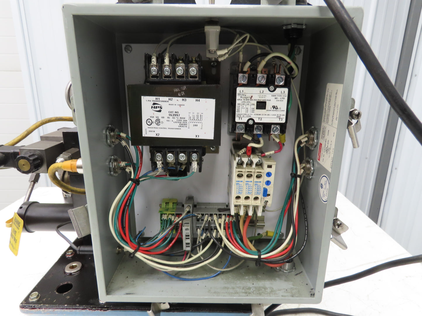 Vektek Vector Flo Hydraulic Manual Workholding Pump Power Pack 2.5gal 5000psi