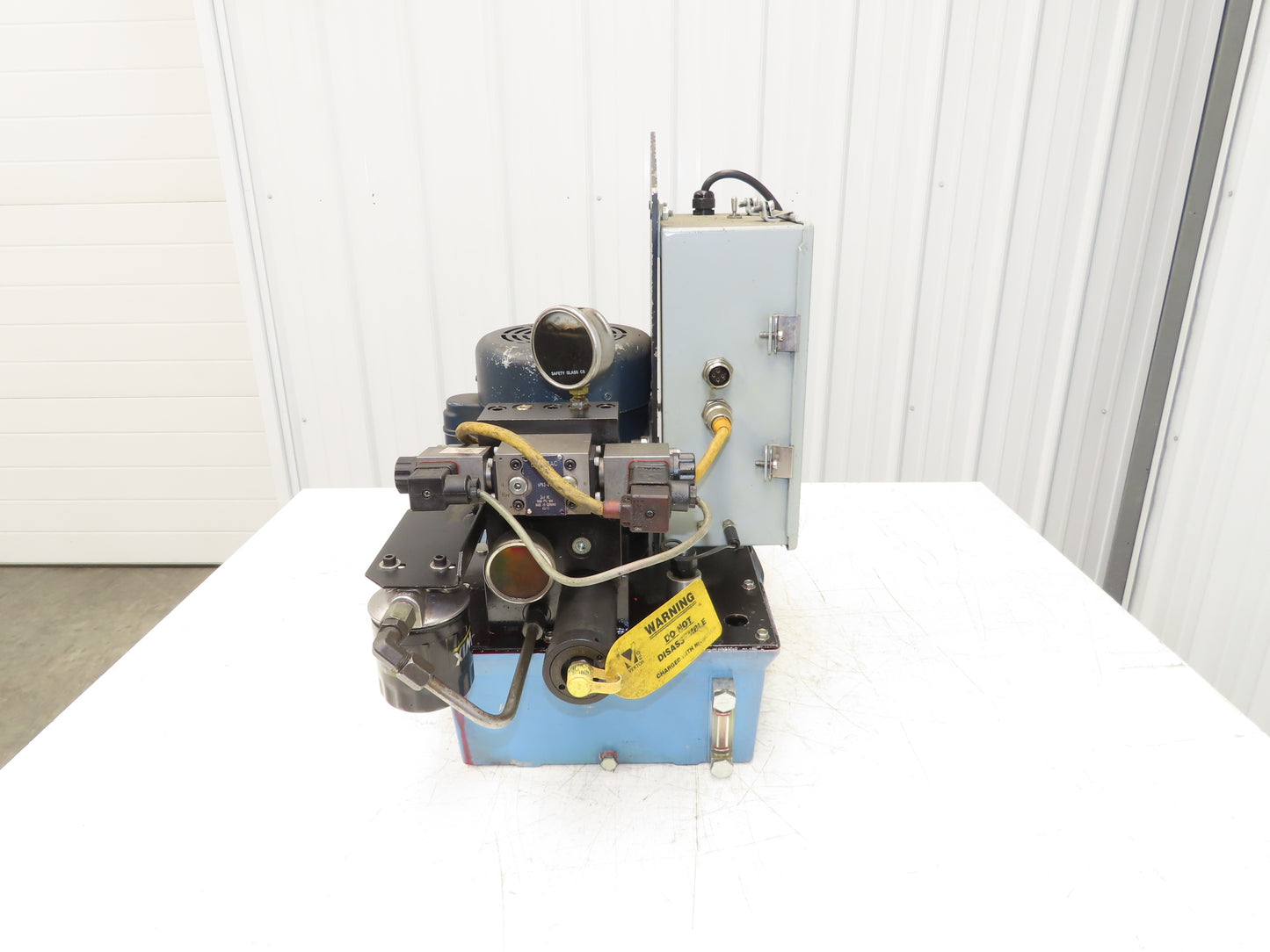 Vektek Vector Flo Hydraulic Manual Workholding Pump Power Pack 2.5gal 5000psi