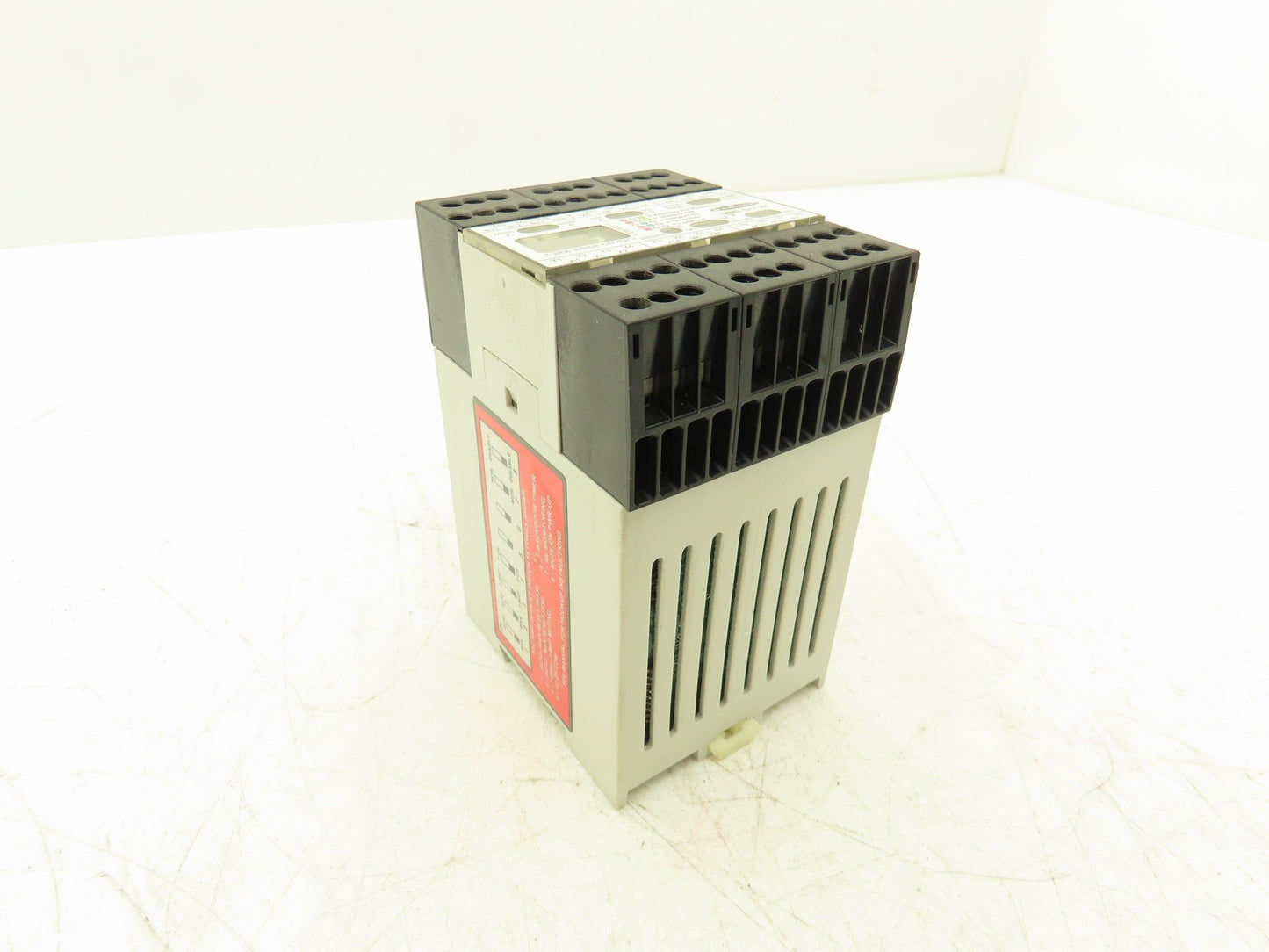 Banner MMD-TA-12B Safety Relay Muting Module Unit 24V AC/DC Din Rail Mount