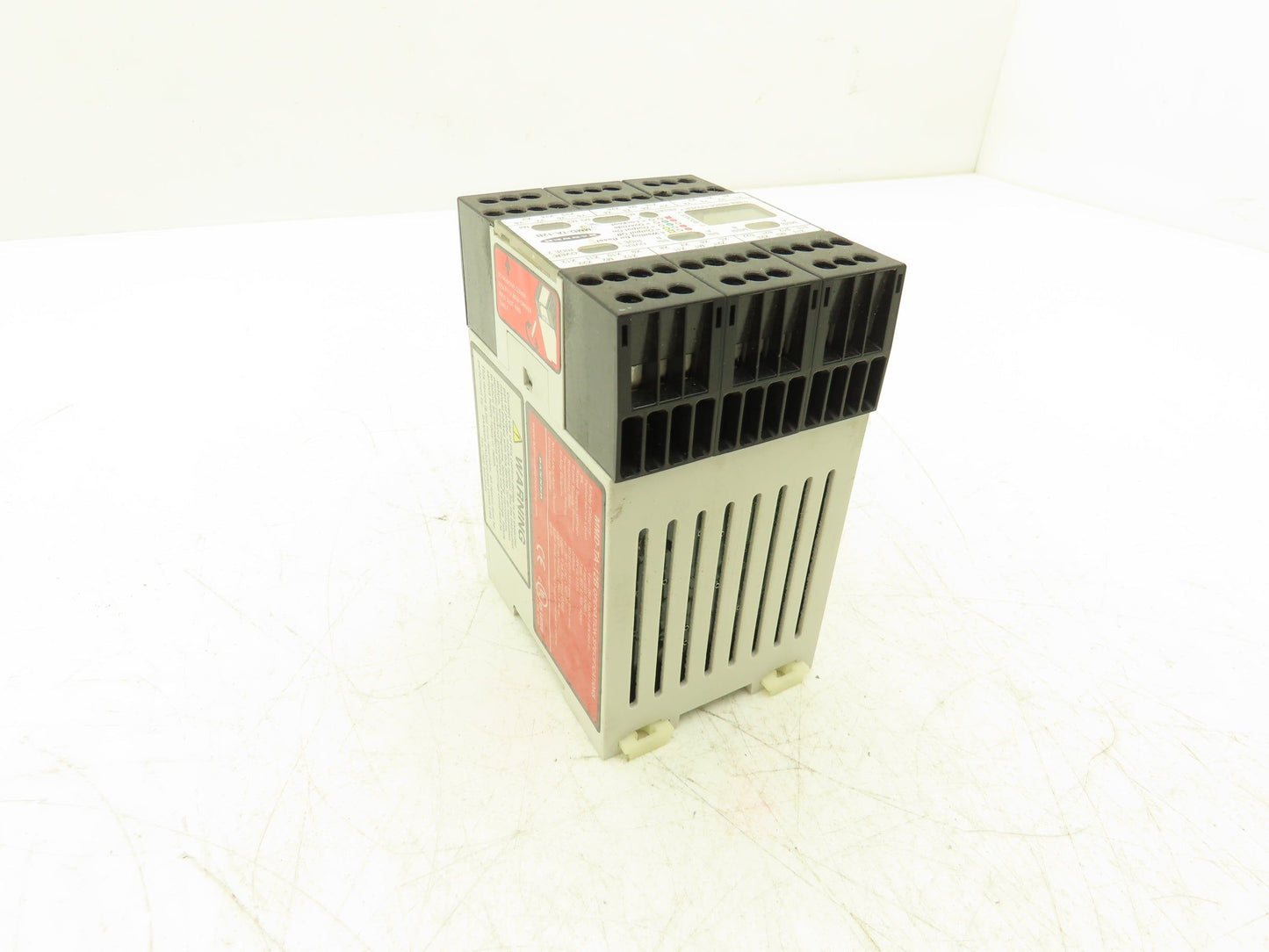 Banner MMD-TA-12B Safety Relay Muting Module Unit 24V AC/DC Din Rail Mount