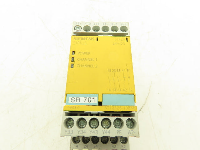 Siemens 3TK2825-1BB40 Sirius Safety Relay Control Unit Module Din Rail Mount