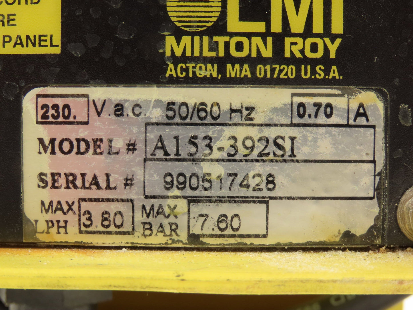 LMI Milton Roy A153-392SI Chemical Metering Dosing Pump 3.8 LPH 230V