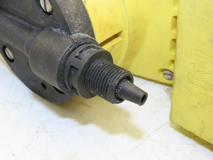 LMI Milton Roy A153-392SI Chemical Metering Dosing Pump 3.8 LPH 230V
