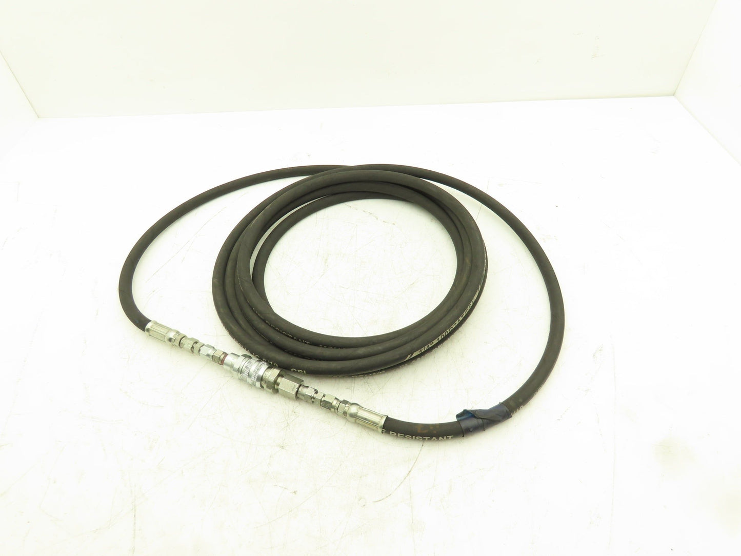 1/4" Flame Resistant Hydraulic Hose 5800psi w/Parker No-Spill Quick Connect 20'