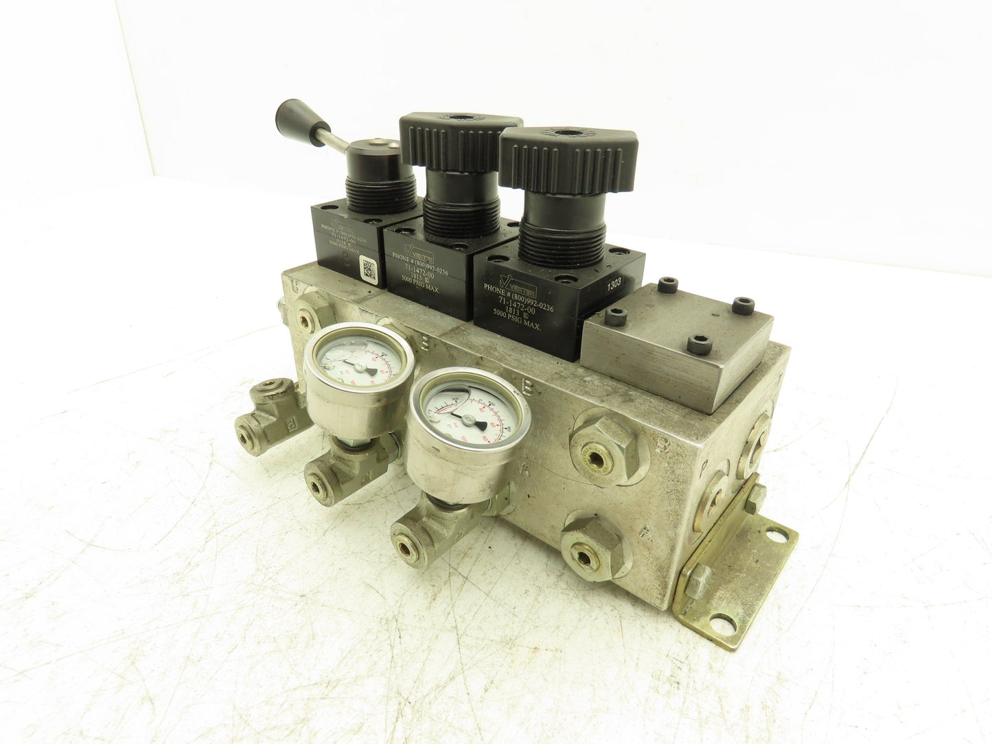 Vektek 0116|1813 3x4 Manual Hydraulic 3-Valve Manifold Assembly Lever/Handle
