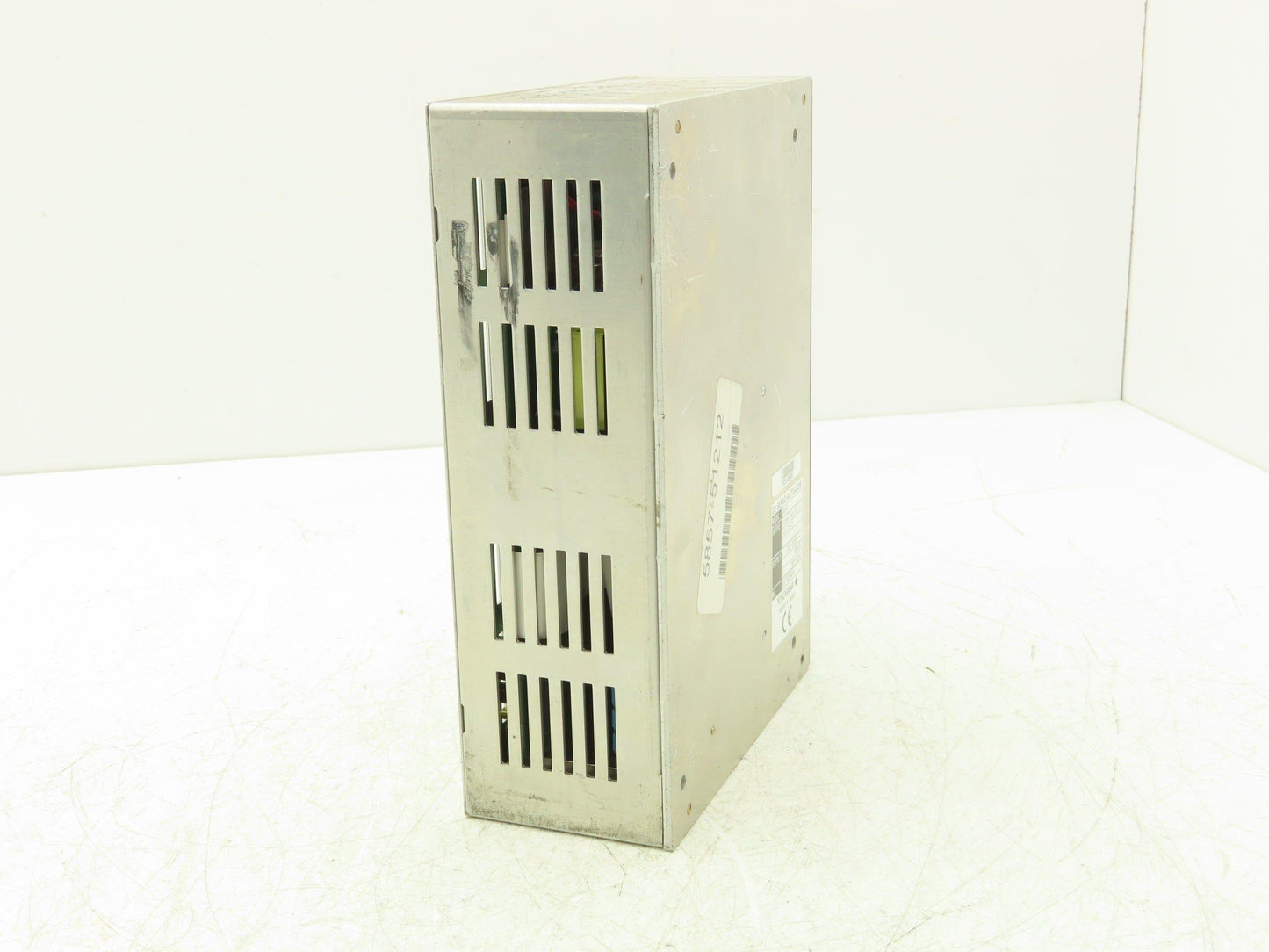 Yokogawa UB5C-015N-1AB-2C1-2/CE/CN/Z Dynaserv DD Servo Actuator Drive 230V 300VA