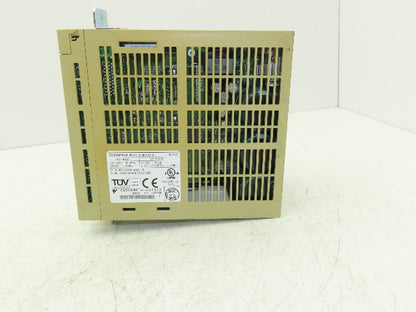 Yaskawa SGDM-08ADA ServoPack Servo Drive 3Ph 230V In 0.8kW 230V 5.7A 3Ph Out