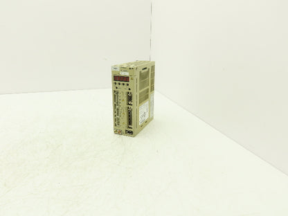 Yaskawa SGDM-01ADA ServoPack Servo Drive 1Ph 230V In 0.1kW 230V 0.91A 3Ph Out