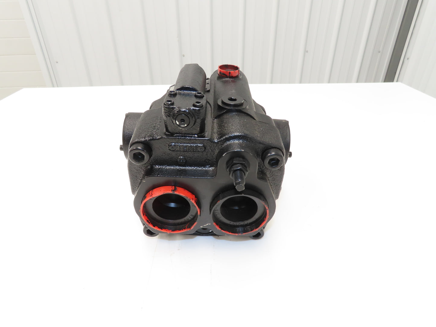 Parker PVP3336R221 Hydraulic Variable Piston Pump 15GPM 3600 PSI 33cm³