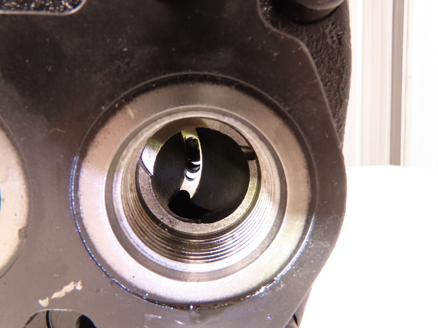 Parker PVP3336R221 Hydraulic Variable Piston Pump 15GPM 3600 PSI 33cm³