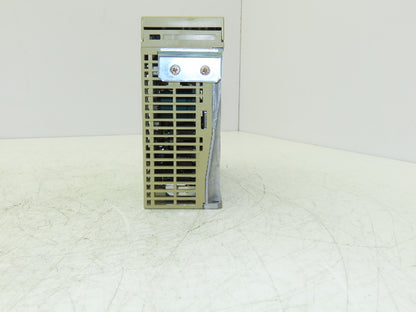 Yaskawa SGDM-A5ADA ServoPack Servo Drive 1Ph 230V In 0.05kW 230V 0.64A 3Ph Out