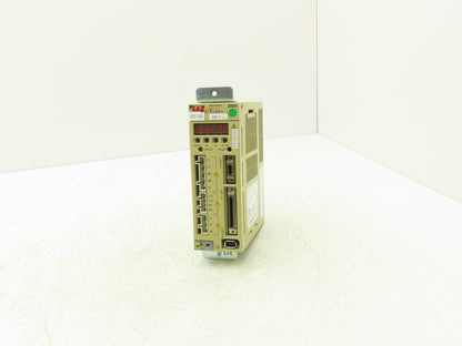 Yaskawa SGDM-A5ADA ServoPack Servo Drive 1Ph 230V In 0.05kW 230V 0.64A 3Ph Out