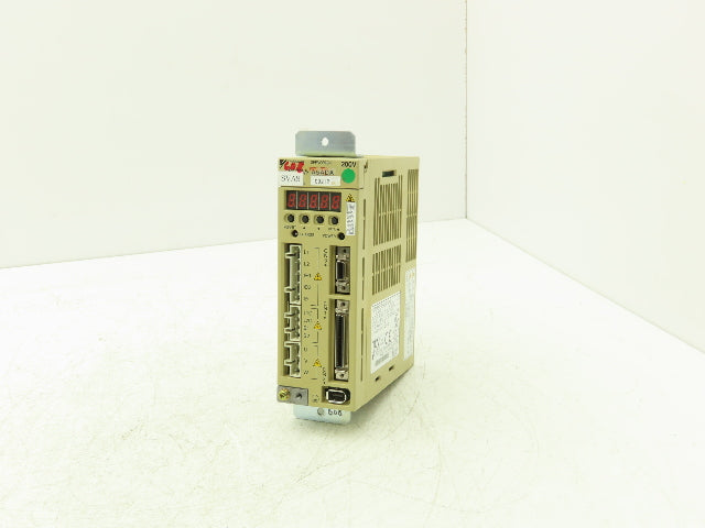 Yaskawa SGDM-A5ADA ServoPack Servo Drive 1Ph 230V In 0.05kW 230V 0.64A 3Ph Out