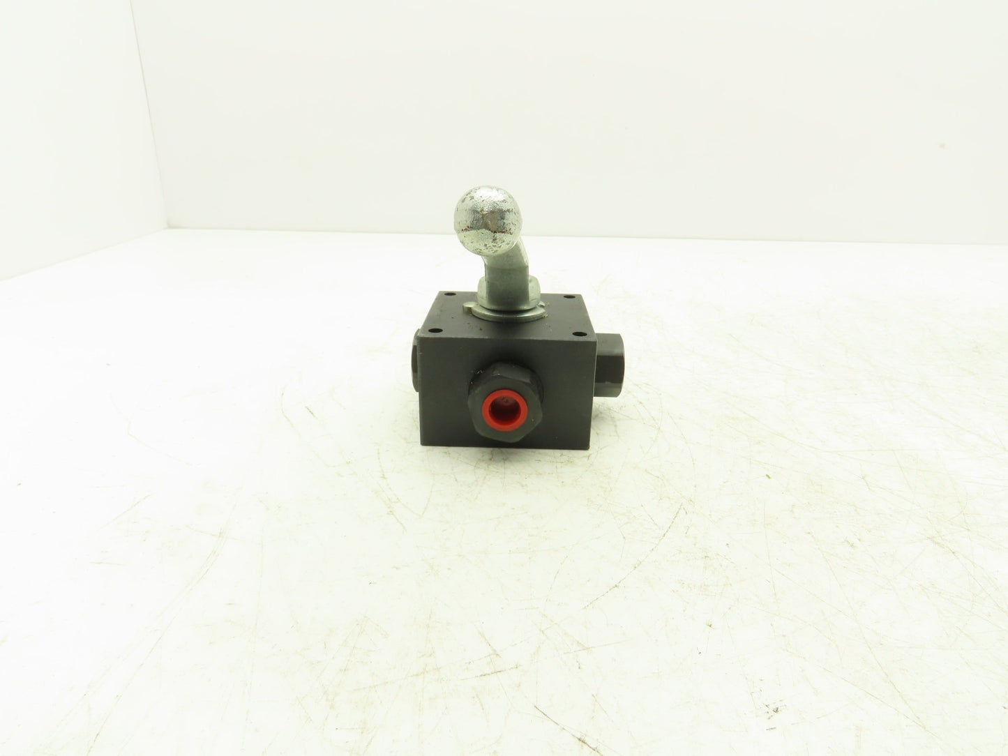 Pister 3KH-G3/8-1123-T Ball Valve Manual 1/4 Turn 3-Way 3/8" NPT