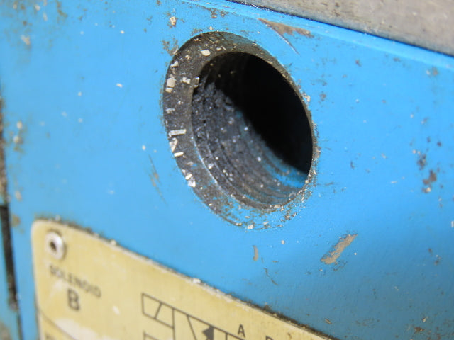 Vickers 02-119767 DG4S4W 012A-B 60 Directional Control Solenoid Valve 120V