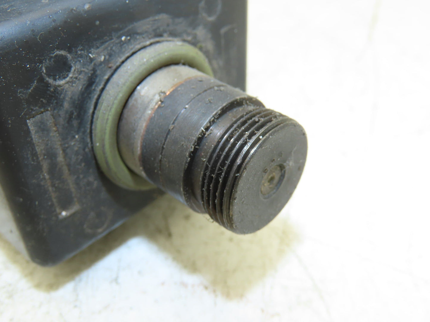 Bosch O81WV10P1V1012KA115/60 D51 Directional Control Solenoid Valve 115V