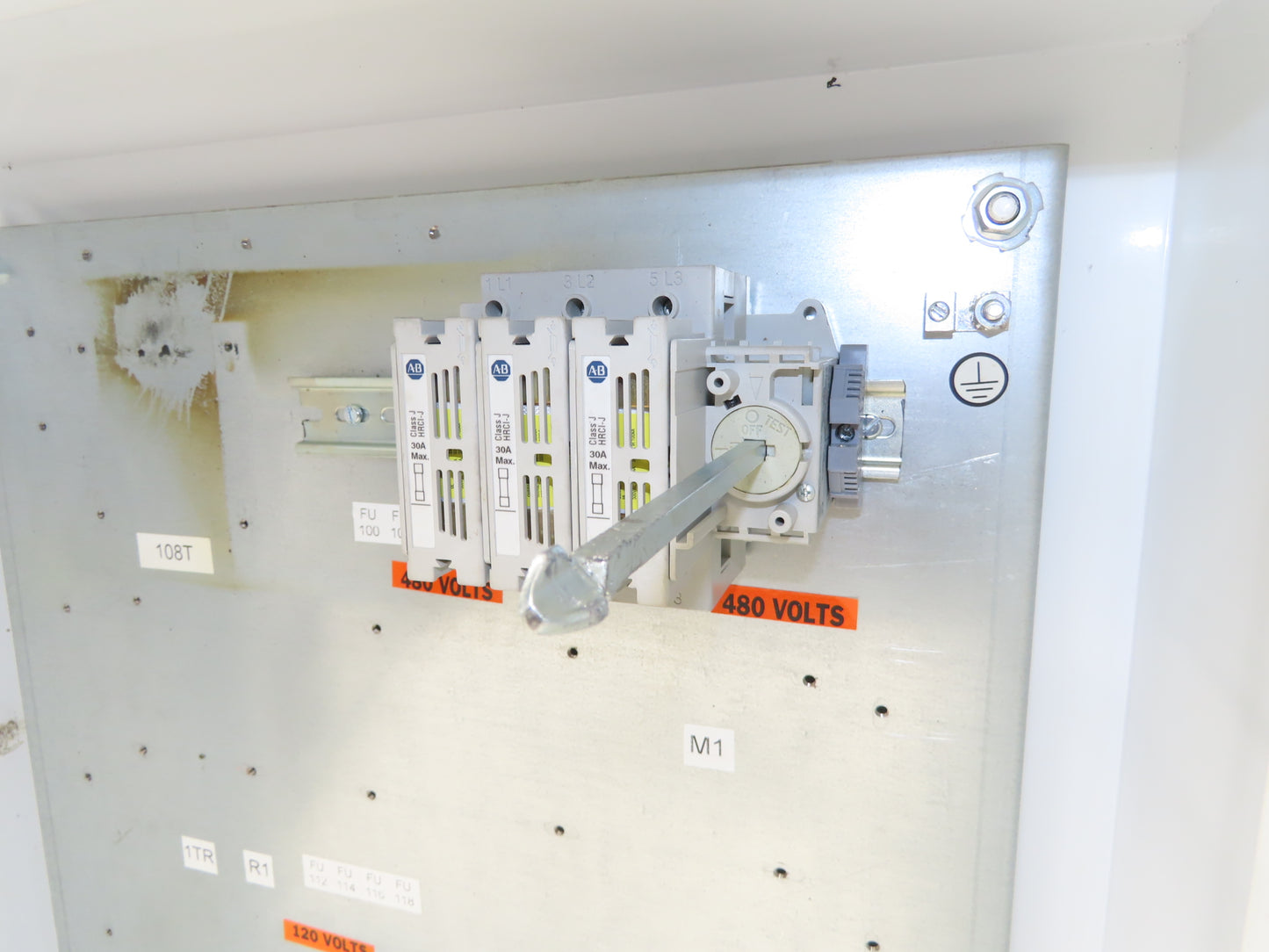 Hoffman A242408LP Electrical Enclosure Control Panel 24x24x8" W/Disconnect JIC