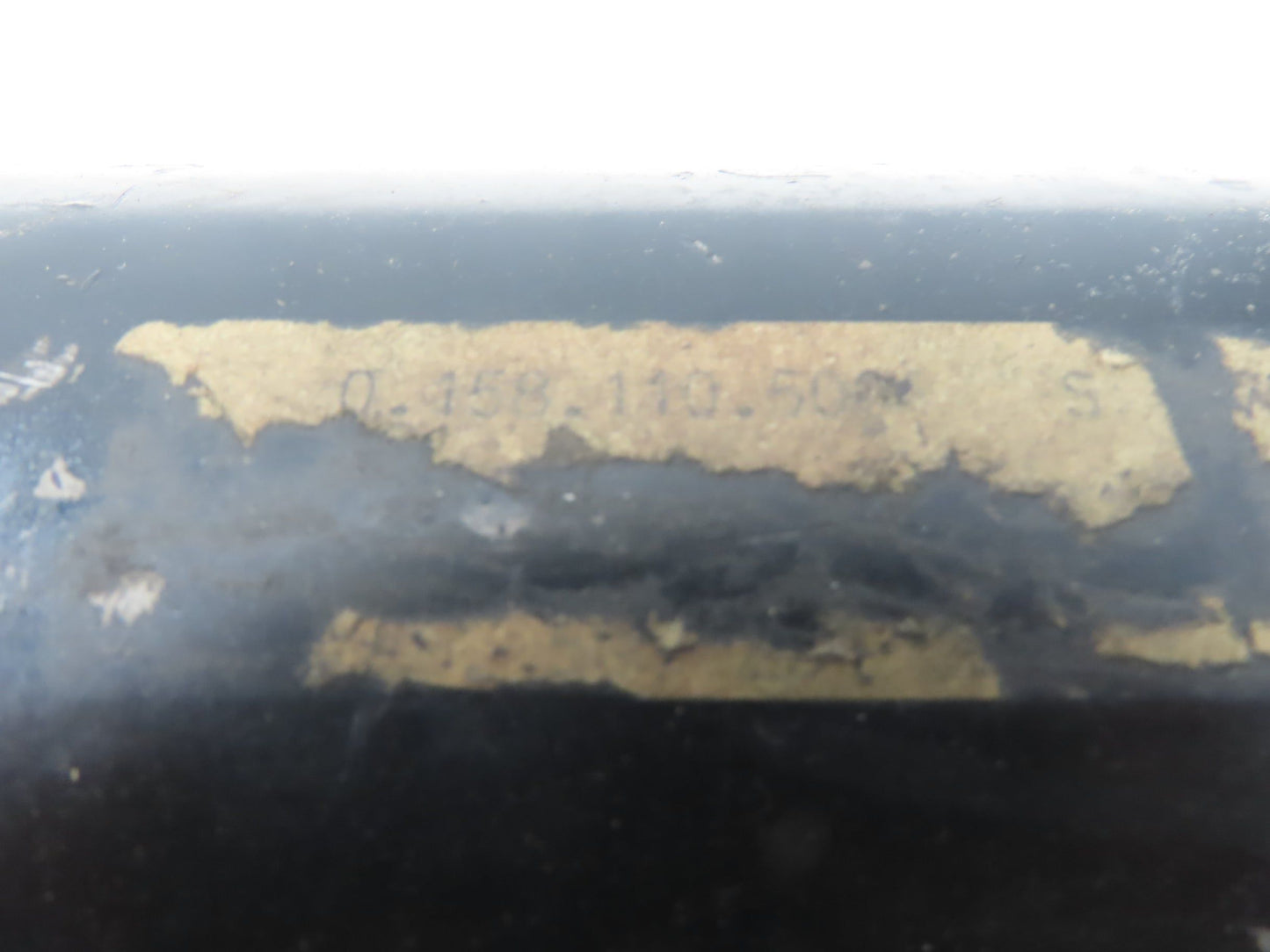 2 158 365 005 Double Universal Joint Driveshaft 28.75" L 8x130mm