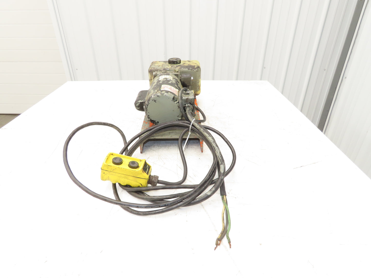 HPI 050 Hydroperfect Hydraulic Power Unit Pump 3L Tank 2.2LPM 115/230V Motor