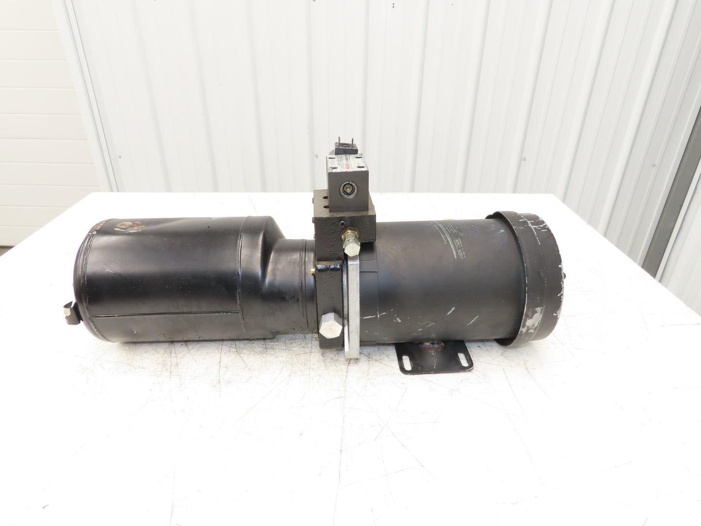 Fenner Hydraulic Power Unit Pump 1 Gallon 2Hp 230/460V 3Ph Motor Solenoid Valve