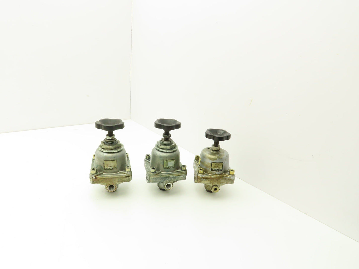 Knorr Pneumatic DMV-6/7.5 Pneumatic Air Regulating Valve 1/4"  Lot of 3  *Read*