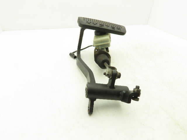 Hyster E60Z Brake Pedal Master Cylinder Assembly