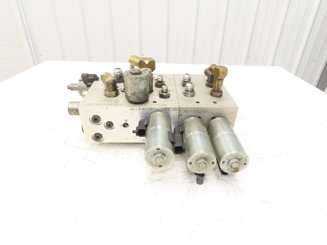 Hyster Hydraulic Manifold Block from E60Z Forklift