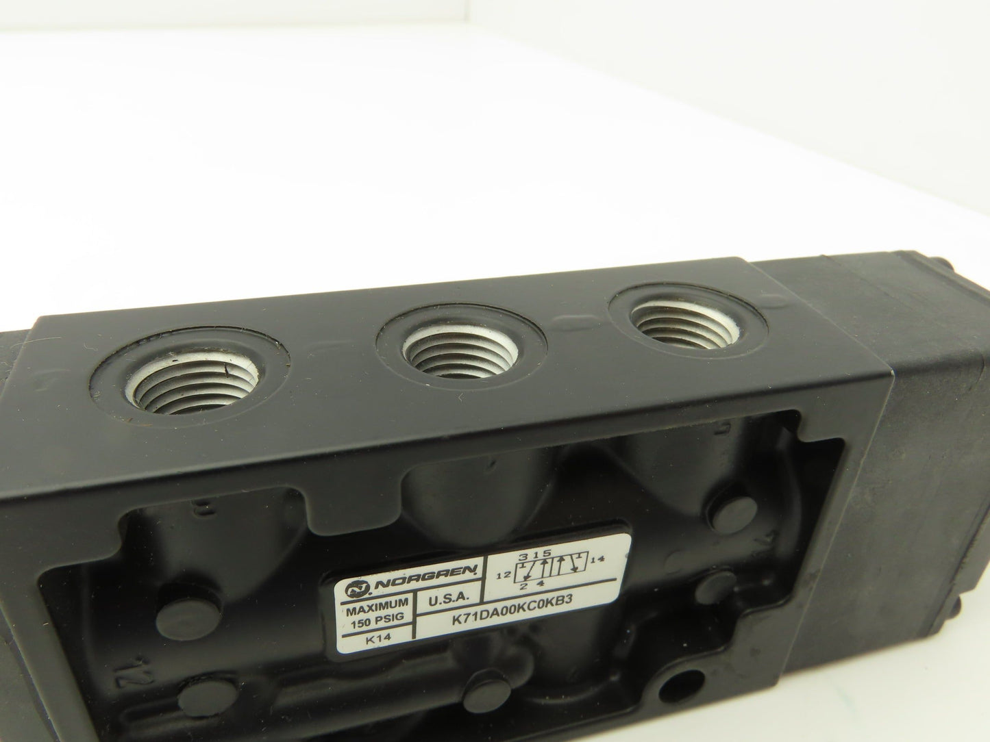 Norgren K71DA00KC0KB3 Pneumatic Manual Spool Valve 5-Way 2-Position 1/4"npt