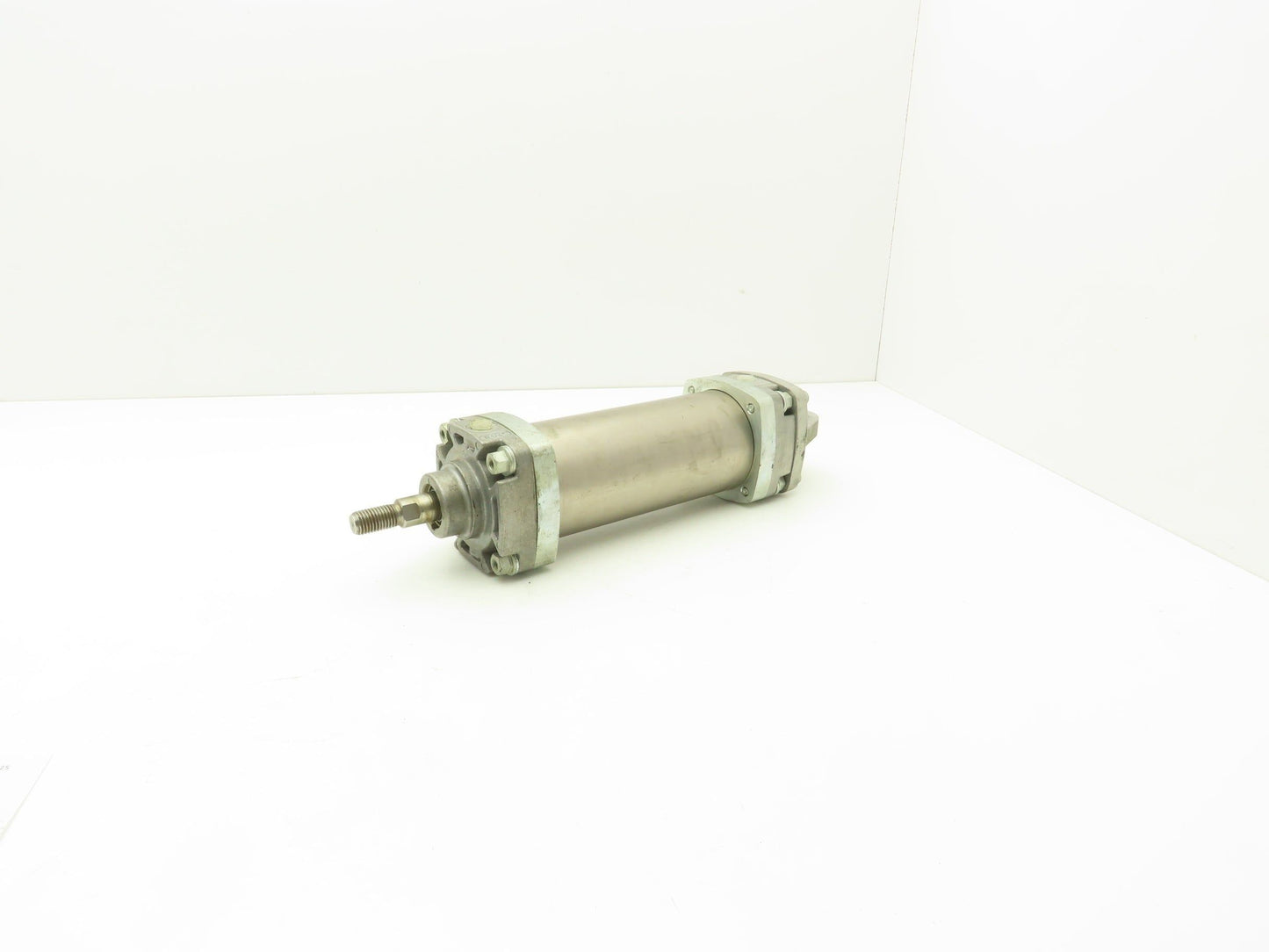 Knorr DU-80/200 Pneumatic Air Cylinder 80mm Bore 200mm Stroke 145psi Pivot Mount