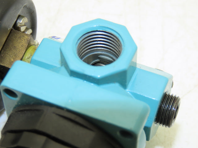 Wilkerson R00-C2-000 Pneumatic Air Regulator Valve With 0-6 Bar Guage 1/8" NPT