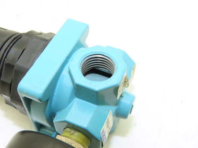 Wilkerson R00-C2-000 Pneumatic Air Regulator Valve With 0-6 Bar Guage 1/8" NPT