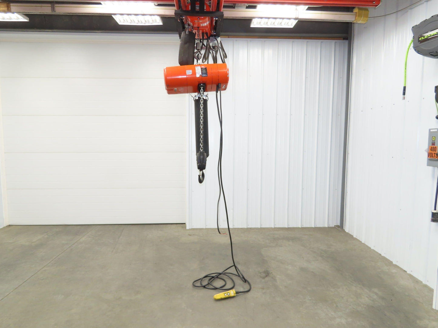 CM Lodestar RR 2 Ton Electric Chain Hoist 16 FPM 19' Lift 230/460 3PH 18'Control