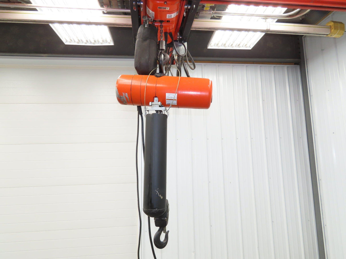 CM Lodestar RR 2 Ton Electric Chain Hoist 16 FPM 19' Lift 230/460 3PH 18'Control