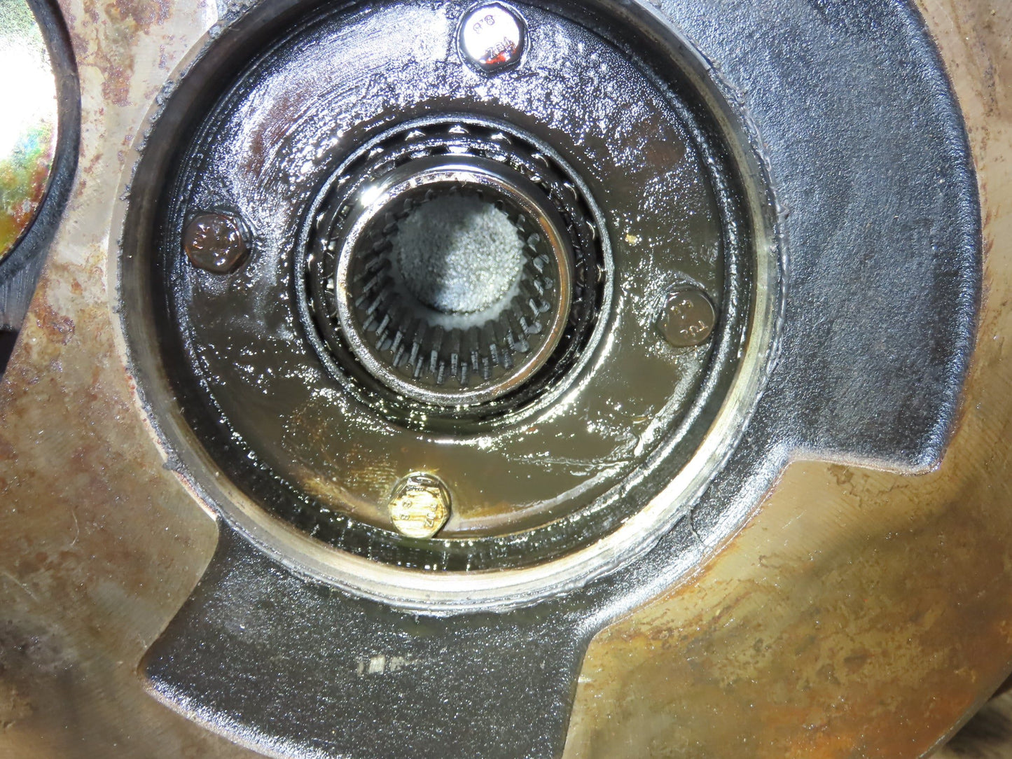 Hyster E60Z Forklift Dual-Wheel Drive Axle Assembly 6-Lug