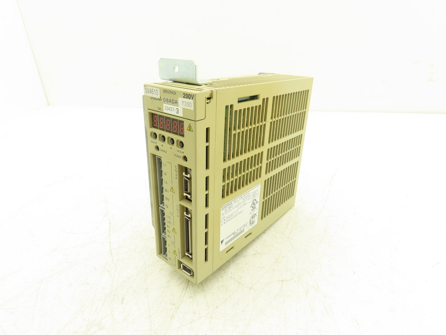 Yaskawa SGDM-08ADAY360 ServoPack Servo Drive 1Ph 230V In 0.2kW 230V 2.1A 3Ph Out