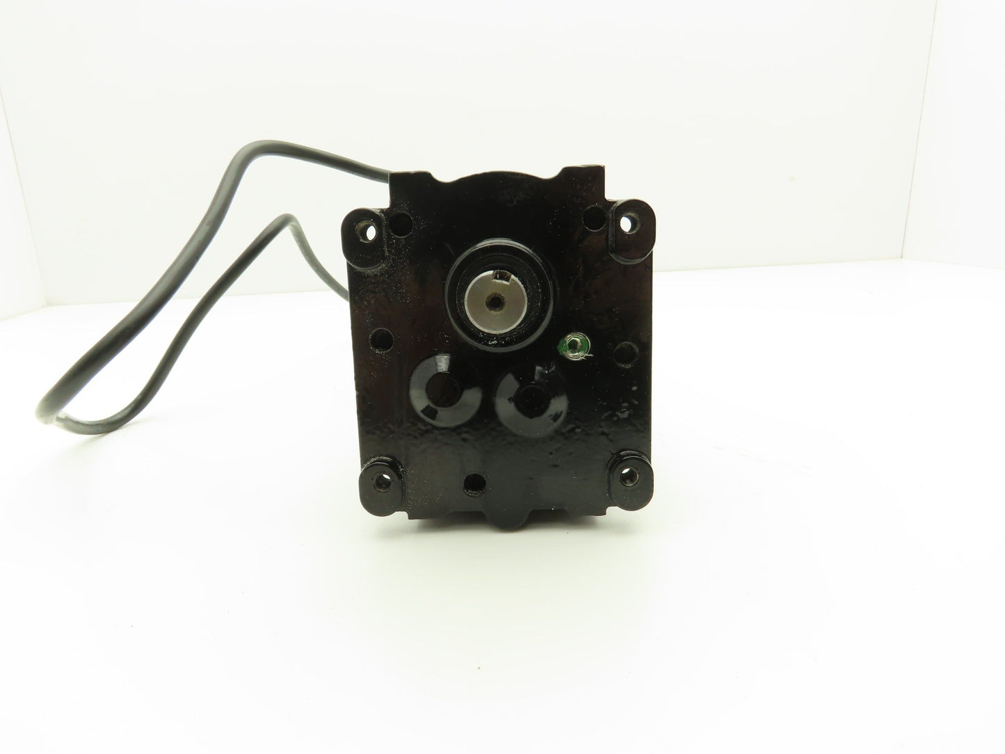 Bison 011-336-2011 Gearmotor 10.6:1 Reducer 170rpm Parallel Output