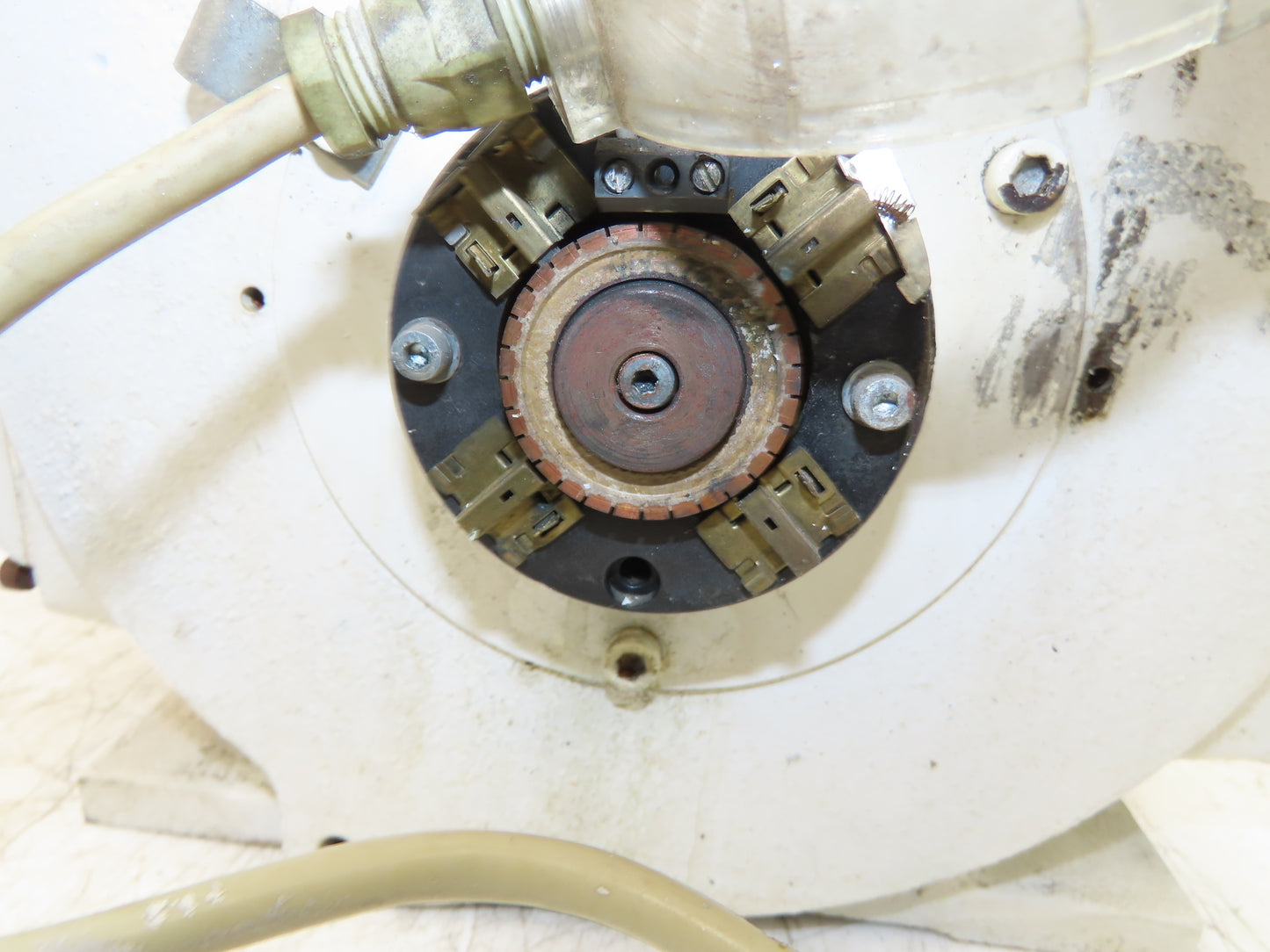 EW HOF GVFR DC Electric Motor 17.1kw 400V 2400RPM 42MM Shaft