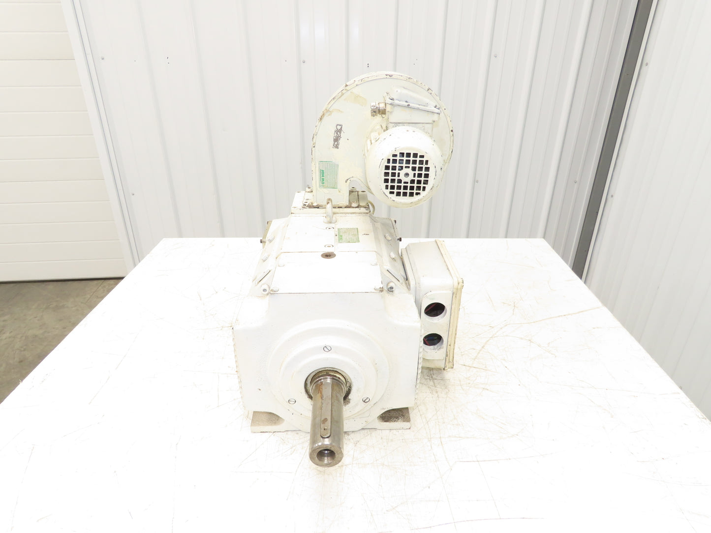 EW HOF GVFR DC Electric Motor 17.1kw 400V 2400RPM 42MM Shaft