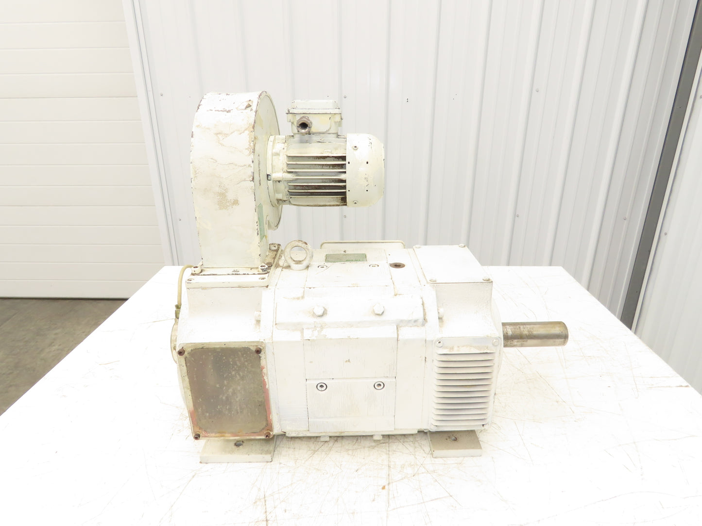 EW HOF GVFR DC Electric Motor 17.1kw 400V 2400RPM 42MM Shaft