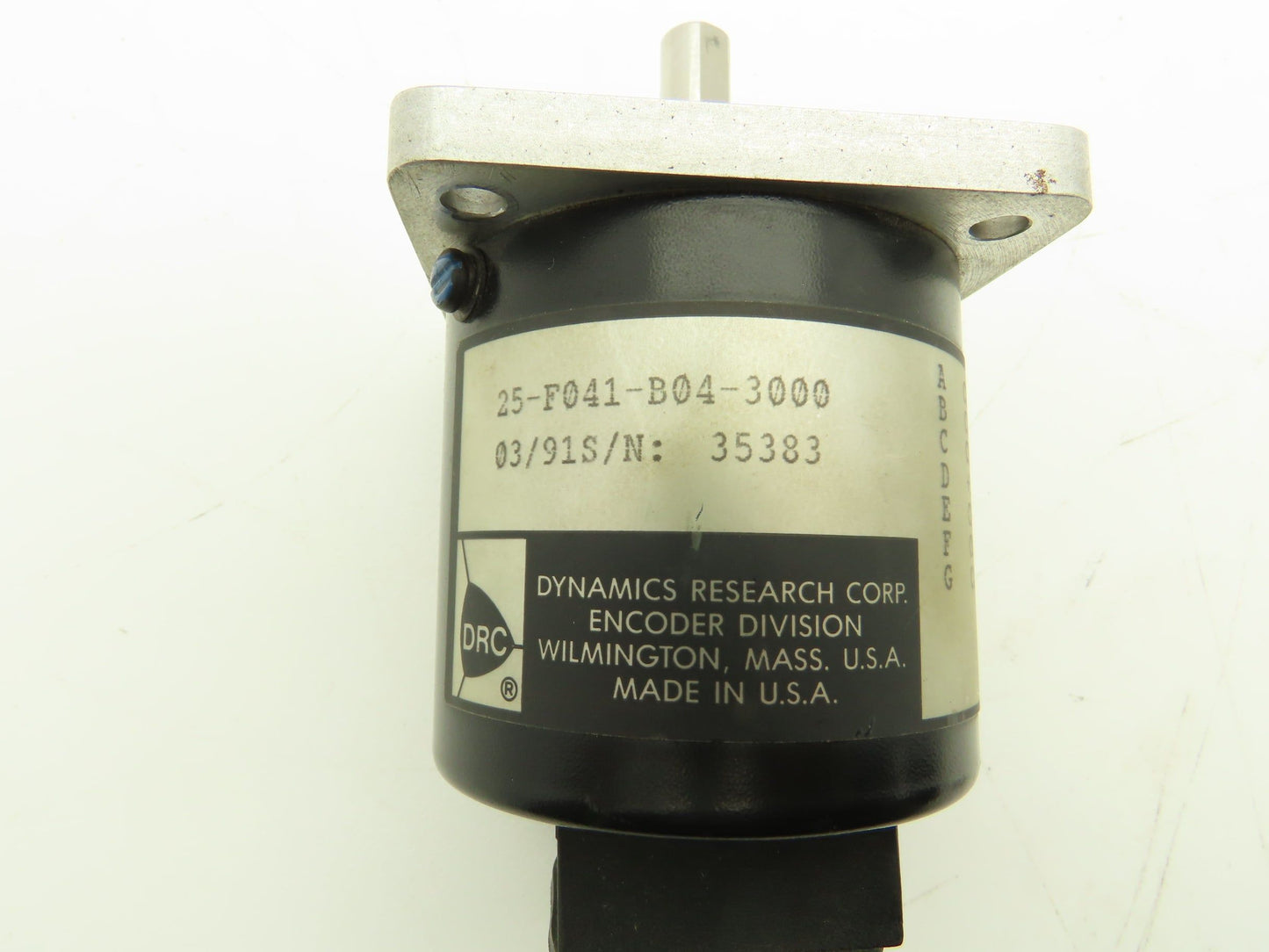 Dynamics Research Corp 25-F041-B04-3000 Rotary Encoder 3/8" Shaft 7 Pin