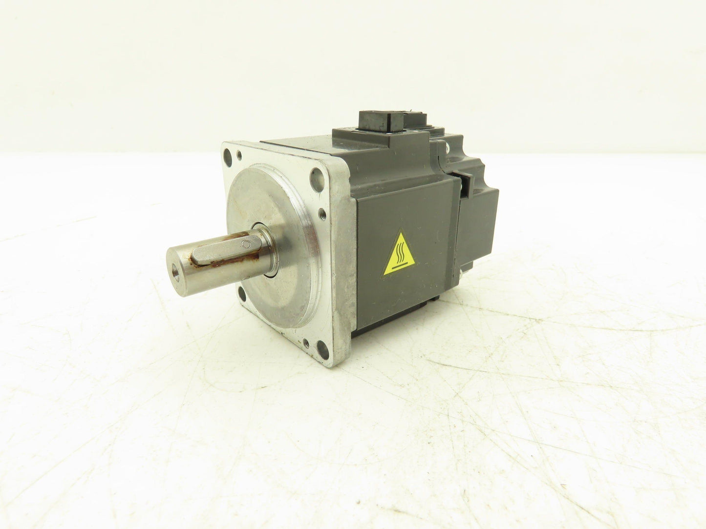 Mitsubishi HF-KP23K AC Servo Motor 111V 3PH 200W 3000 RPM