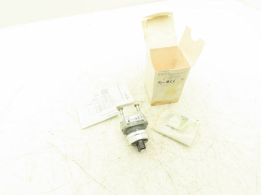 Allen Bradley 800TC-J91A Pushbutton Switch 3-Position Spring Return Both *READ*