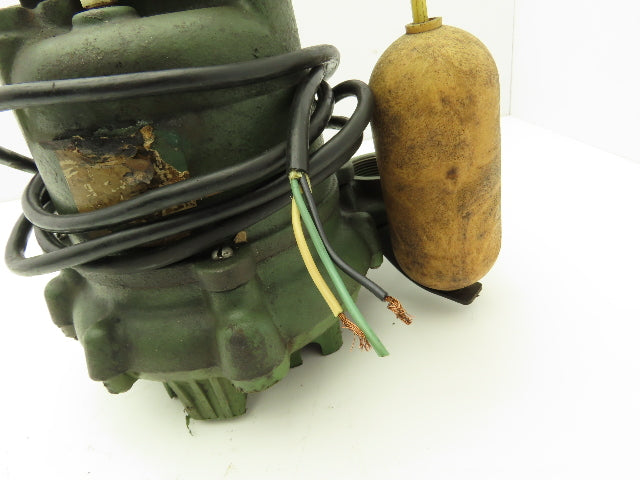 Zoeller M53-D Cast Iron Submersible Sump Pump with Float 1-1/2"npt 115V